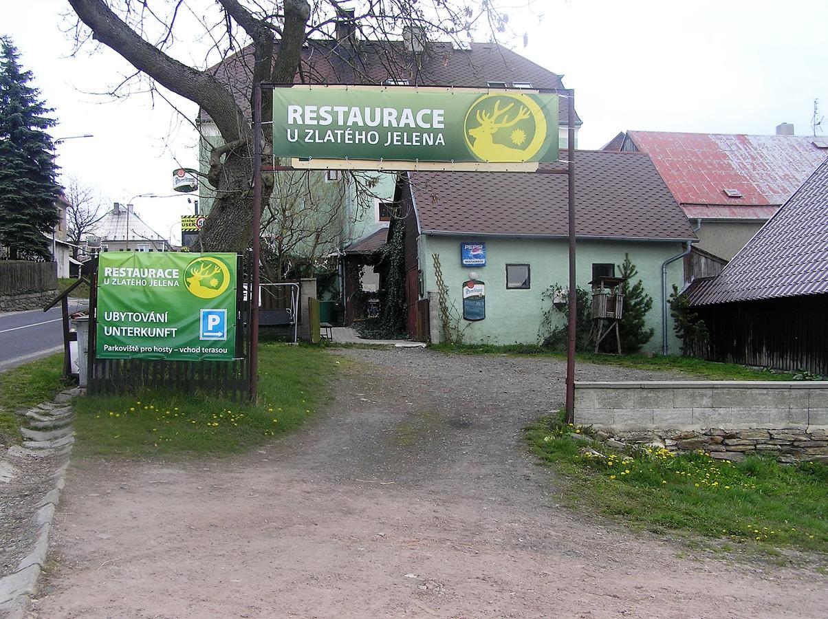 Restaurace U Zlateho Jelena Hotel Vysluni Exterior foto